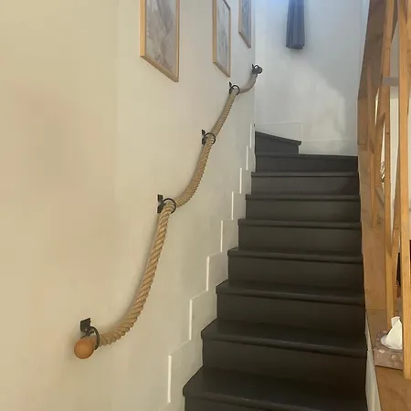 Holiday home La Lavandiere Gouvernes